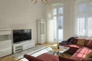 Modernisierte Altbauwohnung in super Lage in Wilmersdorf. Furnished apartment in City West.