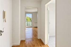 Ein Zuhause zum Ankommen – charmante 2-Zimmer-Dachgeschosswohnung mit Balkon! Bezugsfrei & renoviert – 13089 Heinersdorf, Berlin – Vorschaubild 3