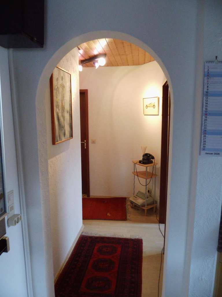 Immobilie in Reichenbach an der Fils - Charmante DG-Wohnung mit Balkon und TG-Stellplatz - Bild 3