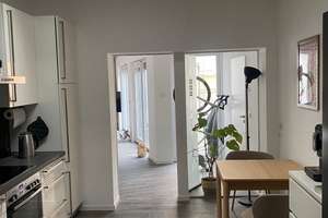 Stilvolle 3-Raum-Wohnung mit Dachterrasse und EBK in Würzburg – Die vollständige Adresse der Immobilie erhältst du vom Anbieter., 97082 Zellerau, Würzburg – Vorschaubild 3