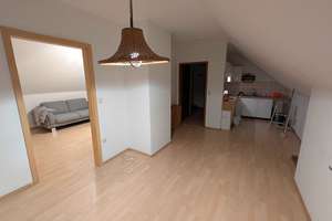 Schöne 2-Zimmer Dachgeschosswohnung in Hörgertshausen