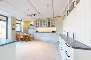 Neuwertiges Loft mit viel Platz, tollem Garten und traumhaftem Ausblick zum Kauf in Nieder-Ingelheim – Die vollständige Adresse der Immobilie erhältst du vom Anbieter., 55218 Ingelheim am Rhein – Vorschaubild 12