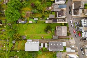 Einfamilienhaus mit großem Garten 
oder Bauplatz in Koblenz-Metternich zu verkaufen – Die vollständige Adresse der Immobilie erhältst du vom Anbieter., 56072 Metternich, Koblenz – Vorschaubild 3