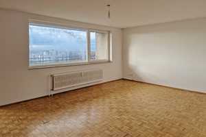 Geräumige 3 Zimmer Wohnung mit tollem Ausblick – Konrad-Adenauer-Straße 72 - 80, 51149 Köln – Vorschaubild 1