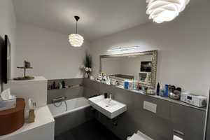 Property thumbnail 11