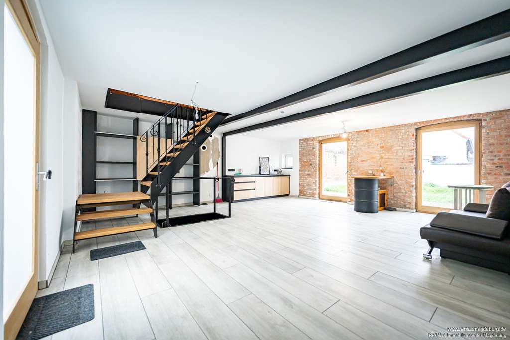 Immobilie in Möckern - Einzigartiges Haus-Duo mit Garten, Loft und Bürooption - Bild 3