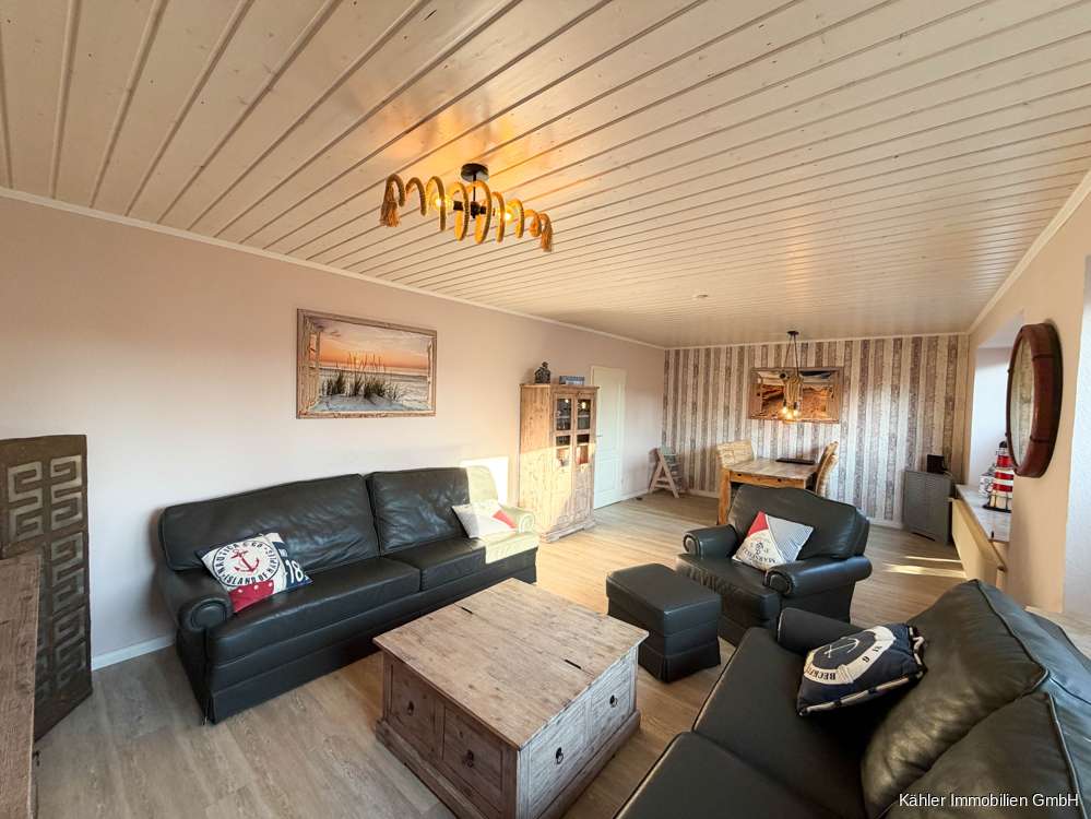 Am Büsumer Hafen! EFH mit ca. 173,39 m² Wohnfläche, Einliegerwohnung, Garage auf 385 m² Eigenland, Dithmarschen Kreis – Bild 3