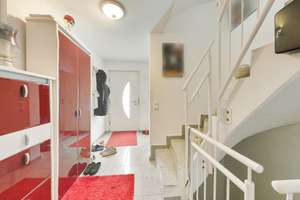 Reihenmittelhaus in Grimmelfingen | 5 Zimmer, Garten & Garage | Ulm

 – Die vollständige Adresse der Immobilie erhältst du vom Anbieter., 89081 Grimmelfingen, Ulm – Vorschaubild 6