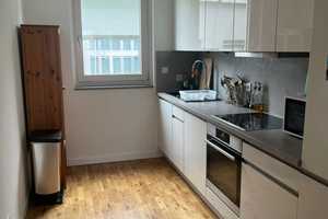 Helle 3-Zimmer-Wohnung mit Balkon in der Nähe vom Olympiazentrum – WG-geeignet – München – Vorschaubild 8