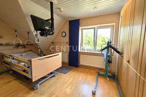 Attraktives Einfamilienhaus mit Balkon mit traumhaftem Ausblick und Doppelgarage in Bischmisheim – Stadtverband Saarbrücken (Kreis) – Vorschaubild 27