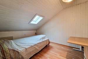 Pulheim: Top Doppelhaushälfte mit Garten, Dachgeschoss, Garage, Keller – bezugsfrei & Volleigentum! – Rhein-Erft-Kreis – Vorschaubild 8