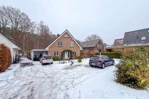 Familienglück auf 1.200 m² – modernes Zuhause mit Wärmepumpe und Top-Energieklasse A+ – Die vollständige Adresse der Immobilie erhältst du vom Anbieter., 23627 Groß Grönau – Vorschaubild 9