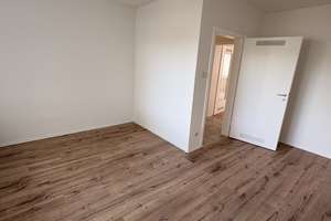 Helle 2-Zimmer-Wohnung mit Balkon in zentraler Lage von Mönchengladbach – Die vollständige Adresse der Immobilie erhältst du vom Anbieter., 41061 Westend, Mönchengladbach – Vorschaubild 4