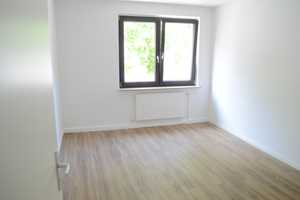 Gut geschnittene 3 Zimmerwohnung mit Balkon – Köln – Vorschaubild 1