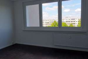 Das Glück hat ein Zuhause: großzügige 3-Zimmer-Wohnung – Berzdorfer Str. 20, 1239 Prohlis-Nord, Dresden – Vorschaubild 6