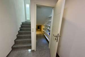 Hochwertige Split-Level-Wohnung mit Hauscharakter in Junkersdorfer Bestlage – 50858 Junkersdorf, Köln – Vorschaubild 27