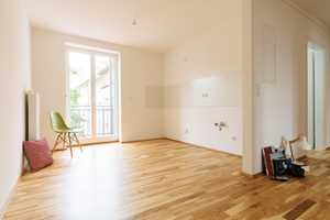 Balkon _ Parkett_ Einbauküche_ WE 03 – Fliederhof 2, 4347 Leipzig – Vorschaubild 1