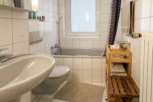 Seltene Gelegenheit!
Nerotal: 116 m² in bester Lage von Wiesbaden! 4 Zi, 2 Bäder, 2 Balkone, Garage – Die vollständige Adresse der Immobilie erhältst du vom Anbieter., 65193 Nordost, Wiesbaden – Vorschaubild 18