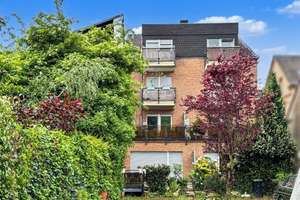 Gepflegtes und voll vermietetes Mehrfamilienhaus mit Terrassen und Balkonen in Bonn-Oberkassel – Die vollständige Adresse der Immobilie erhältst du vom Anbieter., 53227 Oberkassel, Bonn – Vorschaubild 2