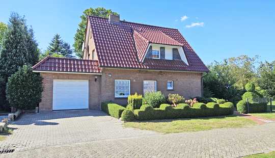 Bild von Einfamilienhaus mit großem Garten in Kluse