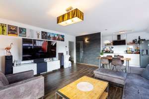 Gepflegte 3 Zimmerwohnung mit Dachterrasse, Einbauküche und Tiefgaragenstellplatz – Schweriner Straße 5, 46145 Alsfeld, Oberhausen – Vorschaubild 4