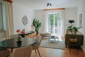 HH-Rahlstedt:  Zwischen Stadt und Ruhepol – 3 Zimmer, zwei Balkone, ganz viel Grün! – Loher Straße 10, 22149 Rahlstedt, Hamburg – Vorschaubild 10