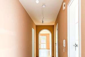 Traumhafte Dachgeschosswohnung mit Balkon, Loggia und großzügigem Wohnkomfort – Die vollständige Adresse der Immobilie erhältst du vom Anbieter., 97084 Heuchelhof, Würzburg – Vorschaubild 3