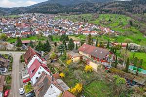 Traumhafte Aussicht im Schwarzwaldidyll: Ihr ruhiges Zuhause mit Fernblick nach Gernsbach – Die vollständige Adresse der Immobilie erhältst du vom Anbieter., 76597 Loffenau – Vorschaubild 9