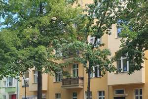 Provisionsfrei f. Erwerber: vermietete Balkon-Altbauwohnung, 2.OG Vorderhaus nahe Heidelberger Platz – Die vollständige Adresse der Immobilie erhältst du vom Anbieter., 14197 Wilmersdorf, Berlin – Vorschaubild 1