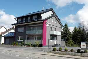 Friedrichshafen-Kluftern
Saniertes Appartementhaus mit vielseitigen Optionen – Bodenseekreis – Vorschaubild 1