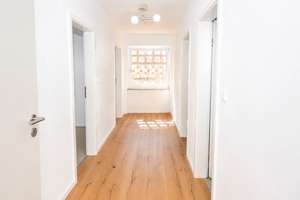 Helle 2-Zimmer-Wohnung mit Balkon, modernem Ambiente und Tiefgarage – Badgasteiner Straße 7, 81737 Mittersendling, München – Vorschaubild 5