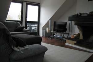 2,5-Zimmer-Dachgeschosswohnung in Bonn-Mehlem mit Balkon, Drachenfelsblick in Rheinnähe – Rodderbergstraße 1, 53179 Mehlem, Bonn – Vorschaubild 2