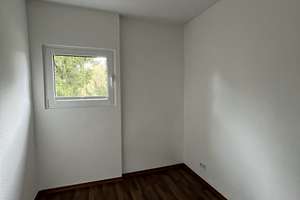 Doppelhaushälfte mit kleinem Garten in Düsseldorf-Lohausen – Bredelaerstraße 75, 40474 Lohausen, Düsseldorf – Vorschaubild 11