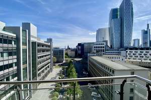 VOLL MÖBILIERTE  CITYWOHNUNG – 60313 Innenstadt, Frankfurt am Main – Vorschaubild 1
