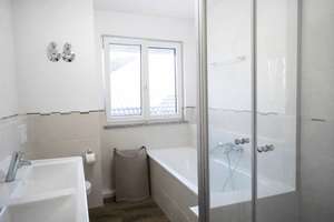 Gartentraum! 5-Zimmer-Maisonette-Wohnung in ruhiger Siedlungslage – Die vollständige Adresse der Immobilie erhältst du vom Anbieter., 81739 Waldperlach, München – Vorschaubild 17