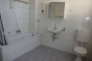 2,5-Zimmer-Wohnung in gepflegtem Altbau in Duisburg – Düsseldorfer Landstr. 38, 47249 Wanheim-Angerhausen, Duisburg – Vorschaubild 5