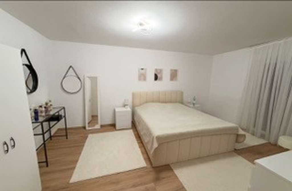 Immobilie in Gäufelden - Großzügige, helle 3,5-Zi.-Wohnung mit großem Balkon und Einbauküche - Bild 1