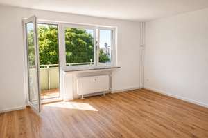 Helle 2-Zimmer-Wohnung mit Balkon und Blick ins Grüne – Moselstraße 15, 45217 Kettwig, Essen – Vorschaubild 2