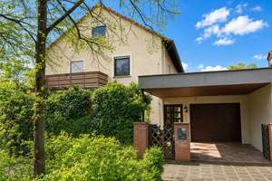 Gepflegtes freistehendes Einfamilienhaus mit Garten & Wintergarten - Fürth-Unterfarrnbach