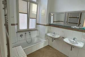 Renovierte 3-Zimmer-Altbauwohnung mit EBK in ruhiger Lage – 65185 Mitte, Wiesbaden – Vorschaubild 10