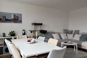 Attraktive Kapitalanlage mit Fernblick - Vermietete 4-Zimmer Wohnung zu verkaufen – Am Heckendorn 79b, 42279 Oberbarmen, Wuppertal – Vorschaubild 2