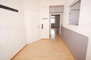 Attraktive 3,5 Zimmer-Etagenwohnung mit großem Tageslichtbad in zentraler Lage von Gelsenkirchen – Arminstr. 13, 45879 Altstadt, Gelsenkirchen – Vorschaubild 9