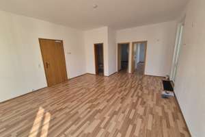 MODERN GESCHNITTENE 2 ZIMMER-WOHNUNG IN RUHIGER LAGE! – Meußlitzer Straße 152, 1259 Kleinzschachwitz, Dresden – Vorschaubild 2