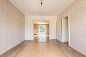 Genug Phantasie vorhanden? Dann los! Tolles Ein- oder Zweifamilienhaus mit großem Potenzial. – 60431 Ginnheim, Frankfurt am Main – Vorschaubild 10