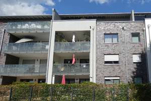 Moderne 4-Zimmer-Penthouse-Wohnung mit Einbauküche, Aufzug und großer Dachterrasse – 51381 Lützenkirchen, Leverkusen – Vorschaubild 11