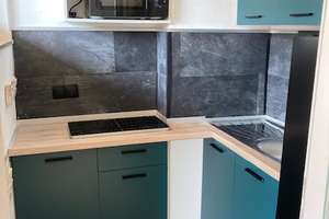 TOP-saniertes, modern möb. 1-Zimmer App. mit EBK u. Balkon in zentraler Lage – Gymnasiumstr. 119, 75175 Oststadt, Pforzheim – Vorschaubild 5