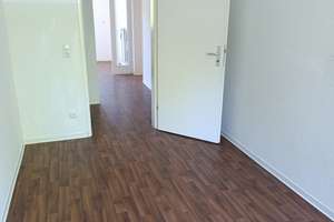 Helle 3-Zimmer-Wohnung mit Balkon im 1. OG in Hannover-Mühlenberg – Die vollständige Adresse der Immobilie erhältst du vom Anbieter., 30457 Mühlenberg, Hannover – Vorschaubild 5