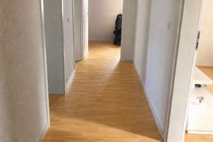 Frisch renovierte 4-Zimmer-Wohnung im Herzen von Öhringen – Karlsvorstadt 41/43, 74613 Öhringen – Vorschaubild 1