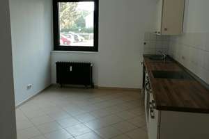 Modernisierte Erdgeschosswohnung mit Terrasse im Musikerviertel