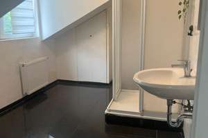 3-Zimmer-Dachgeschosswohnung mit Balkon in Köln-Nippes – ca. 80 m² – Escher straße 96, 50739 Bilderstöckchen, Köln – Vorschaubild 6